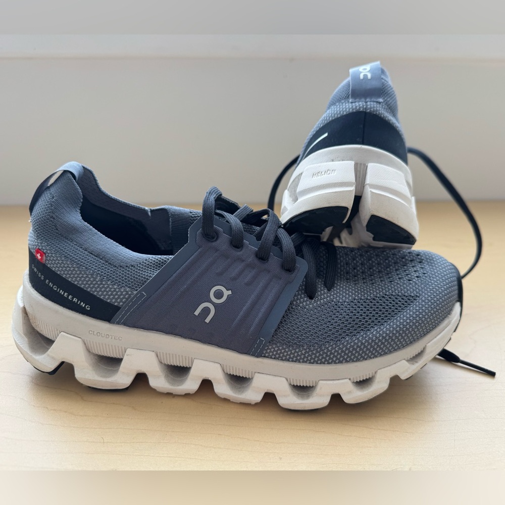 On Cloud Cloudtec Women’s Athletic Running Shoes in Blue Size 7 UK 5 Like New